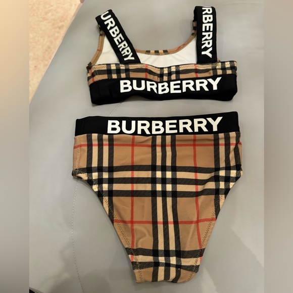 Burberry Bikini - Picture 2 of 4